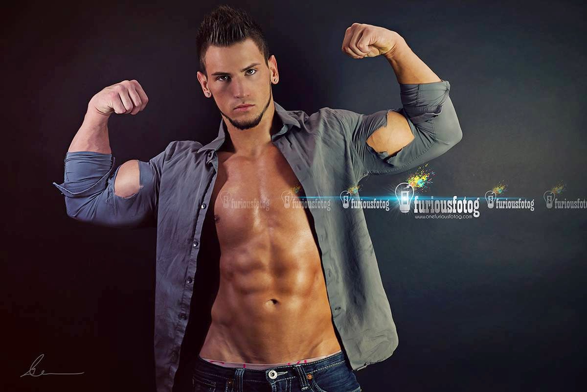 Daily Bodybuilding Motivation Handsome Male Model Shawn Dawson