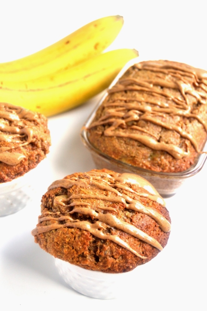 This Almond Cashew Butter Banana Bread is easy to make and is full of nutty and rich flavor. It is  made with whole-wheat flour and is moist and delicious! www.nutritionistreviews.com