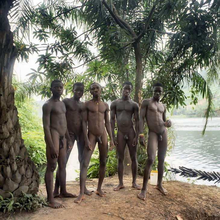 Beautiful and nude in Dakar