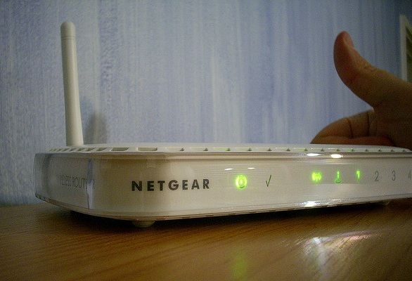 router netgear con antena wifi