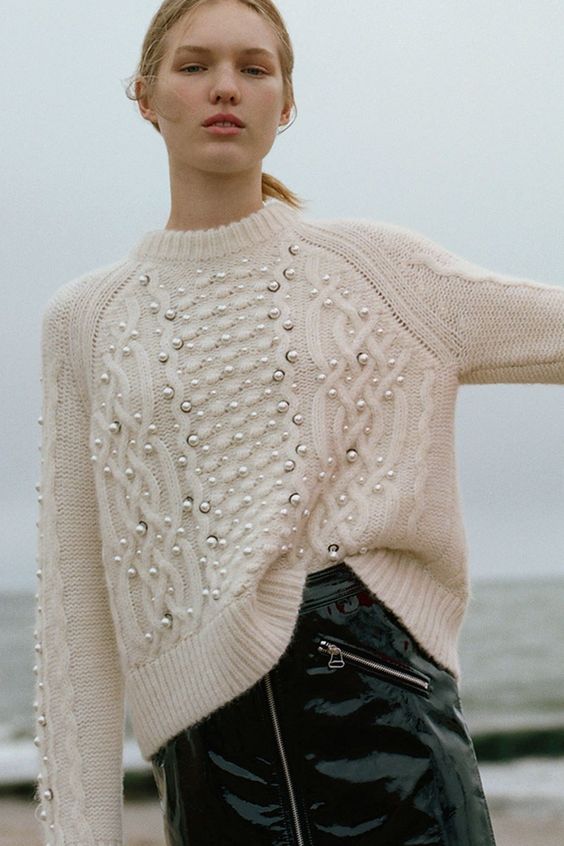 Fashion DIY Ideas: Maglia con le perle (pearl beaded sweater) | Cool ...