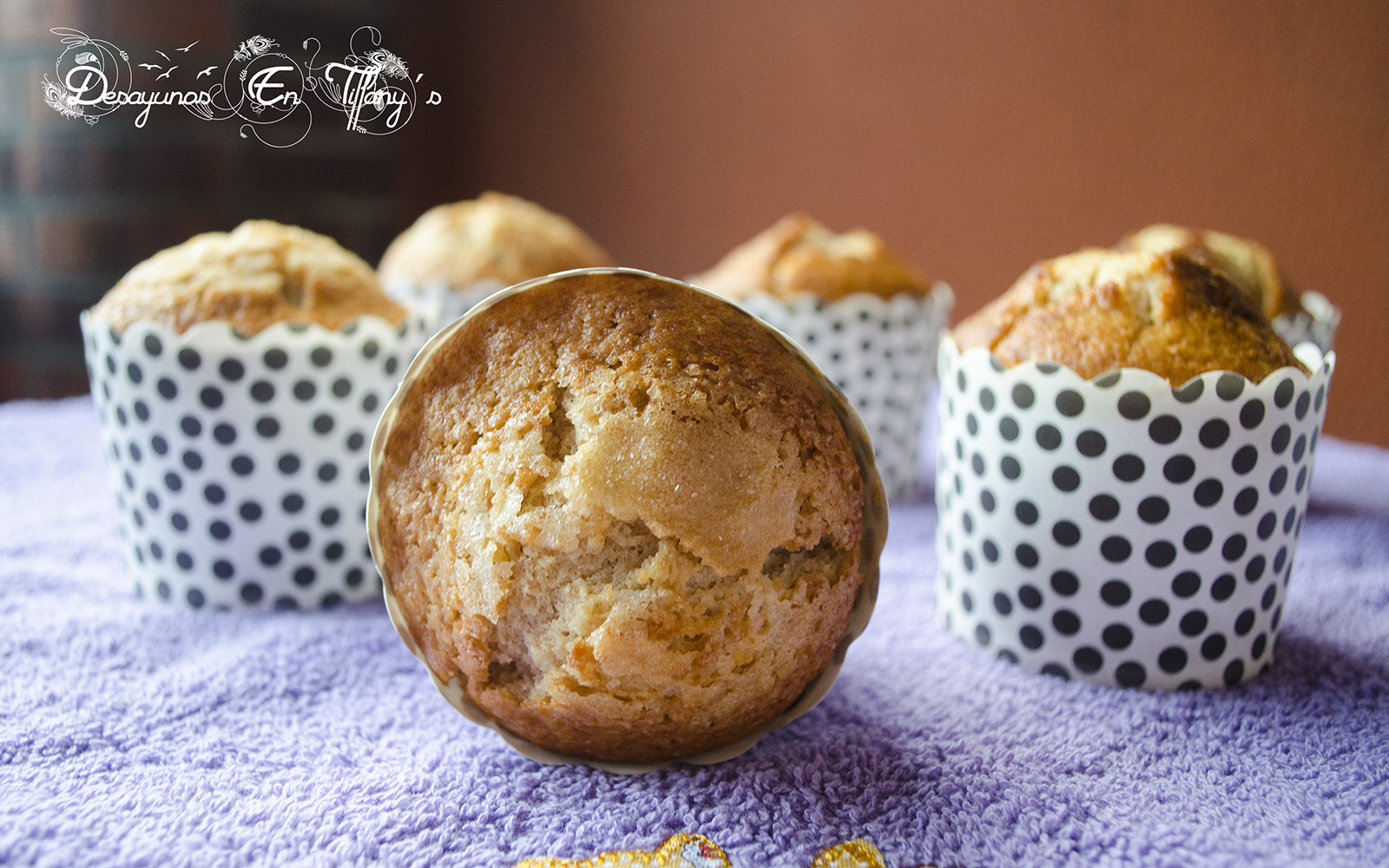 Desayunos en Tiffany´s Muffins ligeros de avena y pera