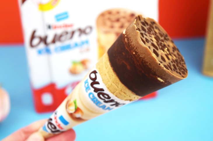 Schminkeckchen: Ferrero kinder Eis (3 Sorten im Test)