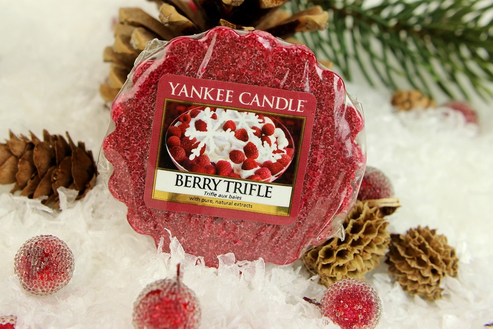 2015, baby it´s fun outside and cosy inside, Berry Trifle, bundle up, Cosy By The Fire, cosy inside, duftbeschreibung, dufttarts, review, tarts, weihnachten, winter, winter glow, yankee candle, yankee candles