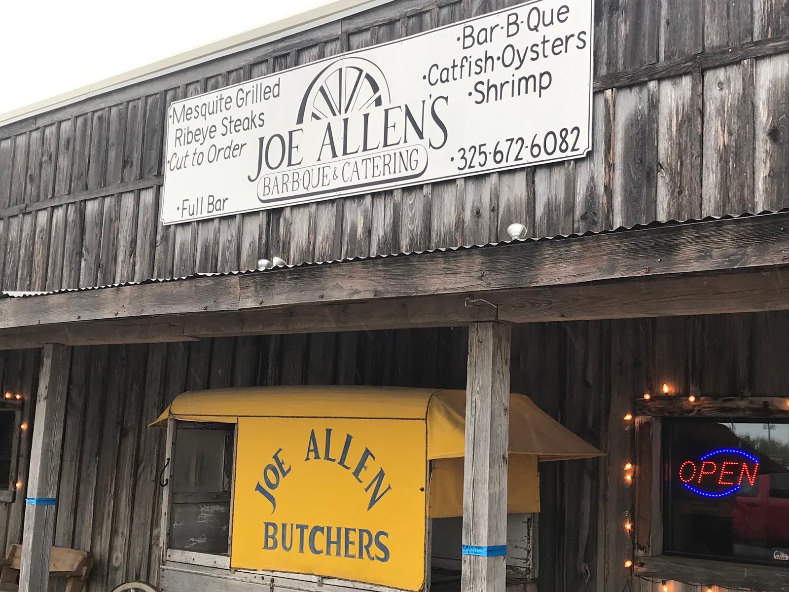 Uncle Wally's Q Review Joe Allen's BarBQue is Deep in the Heart