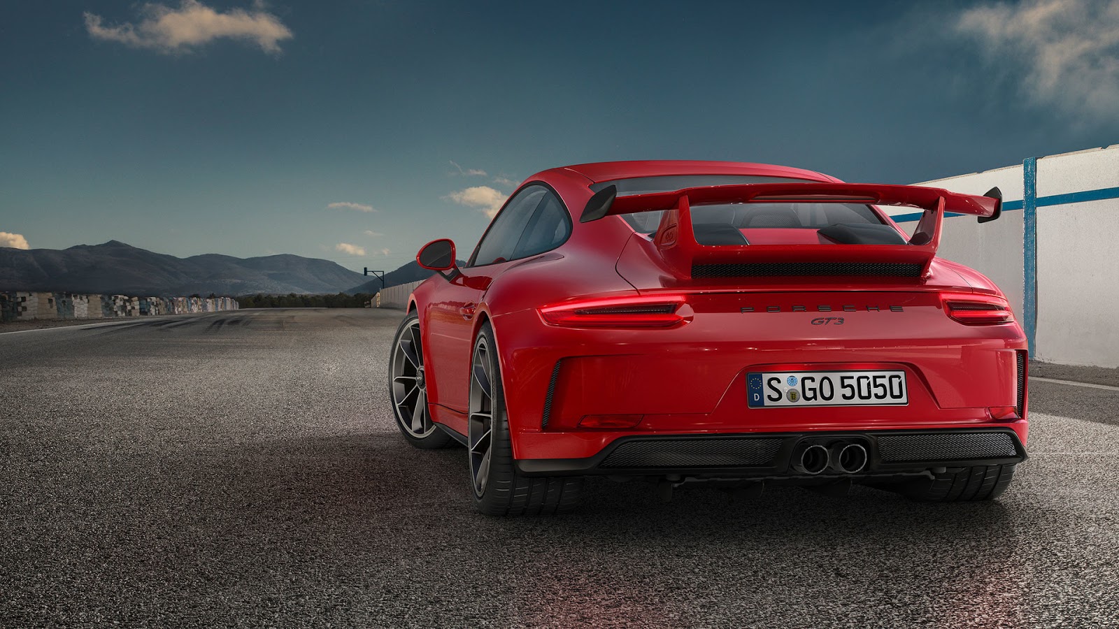 2018-porsche-911-gt3+%25285%2529.jpg