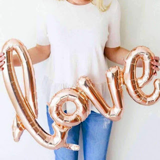  Inflatable Love Balloon - Bigsmall.in