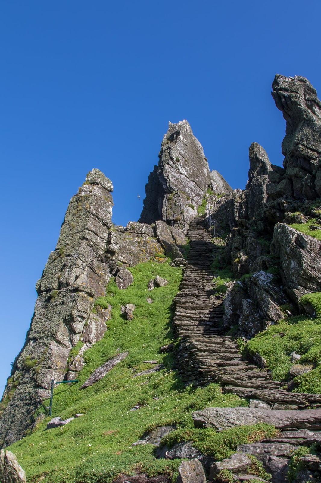 Mark Hamill saved by guide after slipping on dangerous Skellig