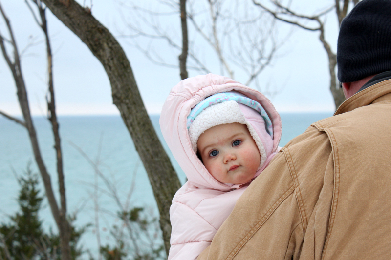 Tips for Keeping Baby Warm and Comfortable in Winter