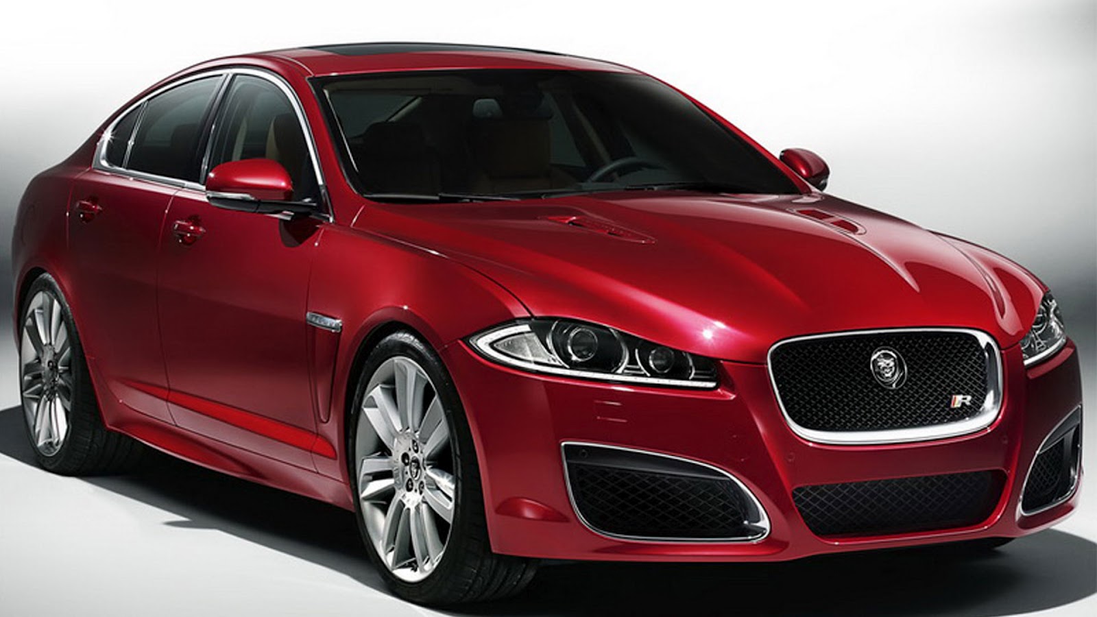 Automotive 'Fly' Rides Jaguar XF