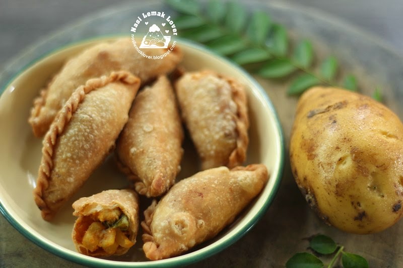 Nasi Lemak Lover Curry Puff (Karipap) 咖哩角