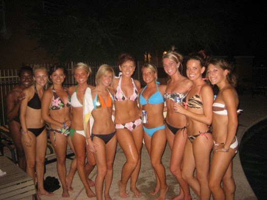 Picture Of The Day Arizona State Girls Poolside