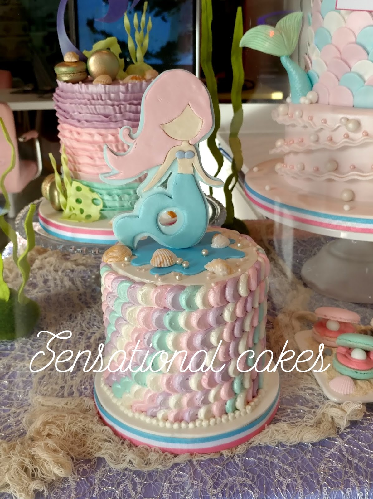 The Sensational Cakes 2 RAINBOW CREAM MERMAID THEME MINI