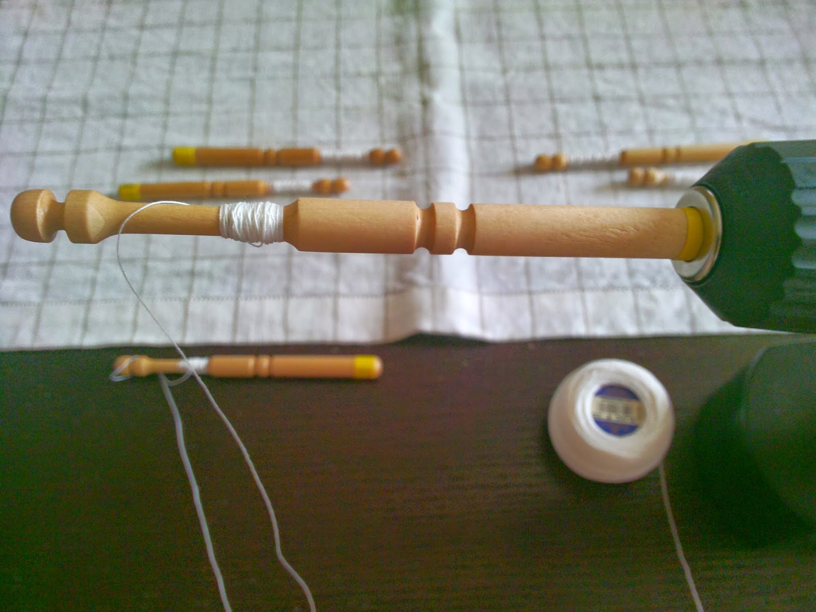 Weaving, knitting, crocheting... Bobbin winding
