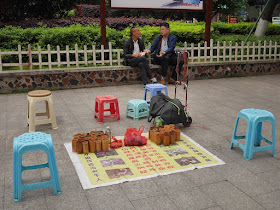 outdoor cupping therapy in Hengyang, Hunan