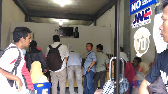 Pelayanan JNE di Aceh Amburadul, Pelanggan Pun Kecewa Pelayanan JNE di Aceh Amburadul, Pelanggan Pun Kecewa