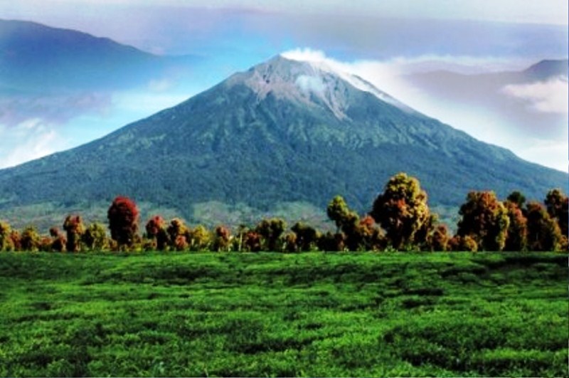 12 Gambar Pemandangan Alam Indah Indonesia Gunung Kerinci Jambi