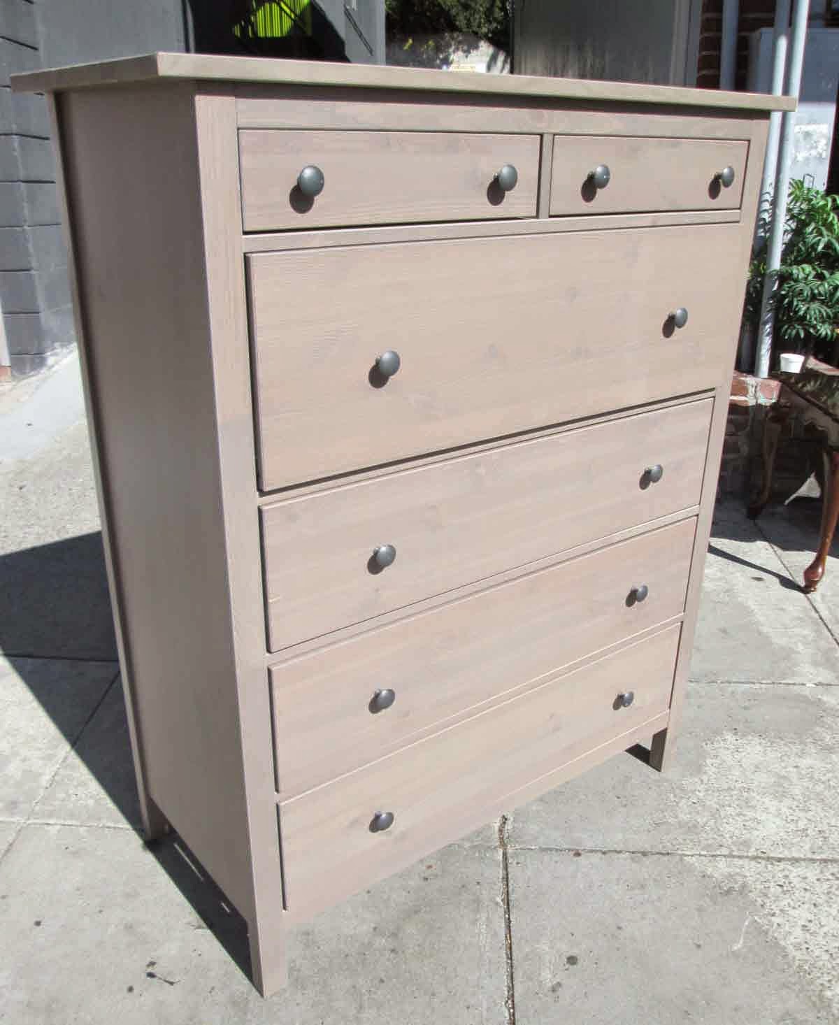 UHURU FURNITURE & COLLECTIBLES SOLD Grey Chest of Drawers 150