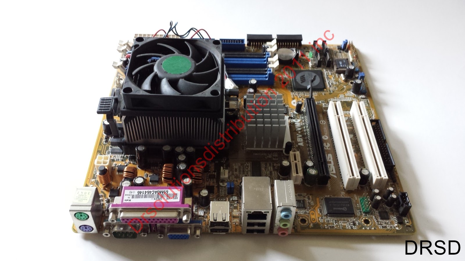 Drsolutionsdistribution Asus A8V VM N13219, Fan AMD, PROCESSOR ON