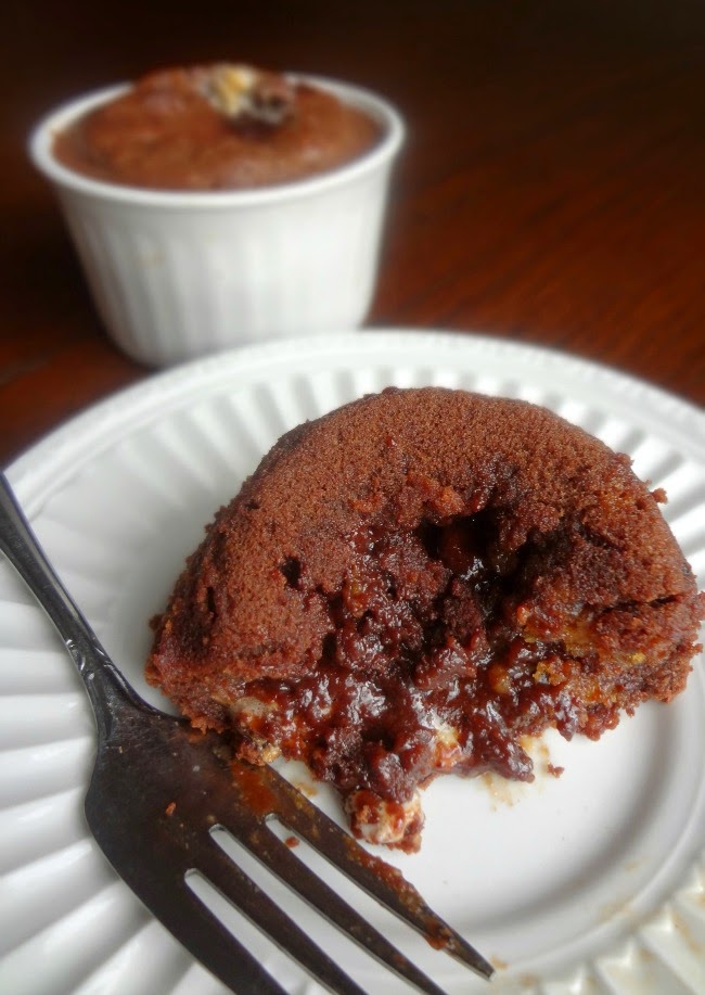 S'mores Lava Cakes S'mores Lava Cakes