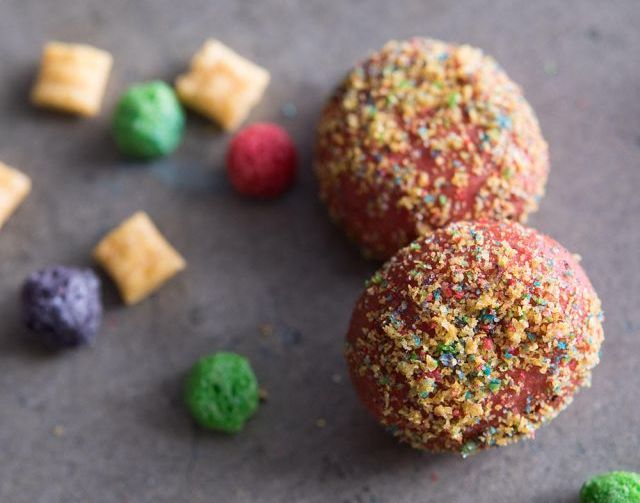 New Cap'n Crunch Delights Arrive at Taco Bell Brand Eating