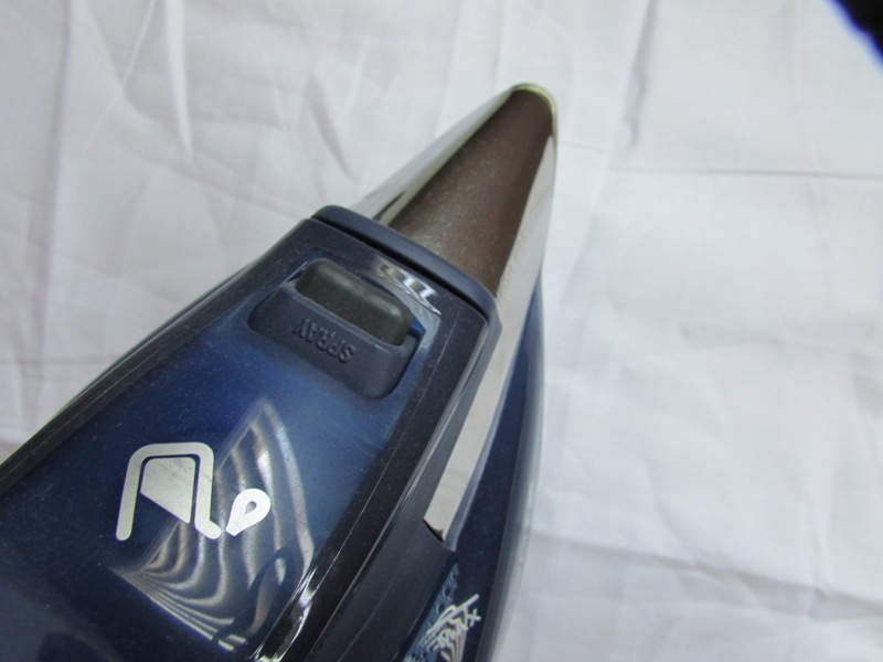 Create Kids Couture How to Use IronOn Studs, Plus a Free Studded Bow