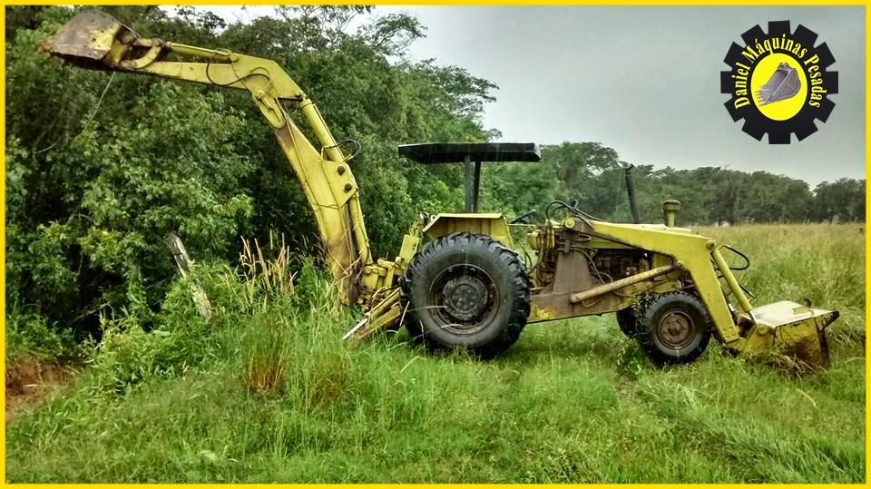 Retroescavadeira verde da préhistoria Prehistory of green Backhoe!