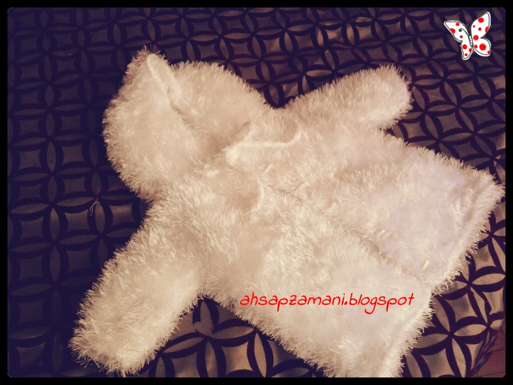 Ahşap Zamanı KİRPİ YÜNDEN KAPŞONLU BEBEK CEKETİ Ahşap Zamanı KİRPİ YÜNDEN KAPŞONLU BEBEK CEKETİ