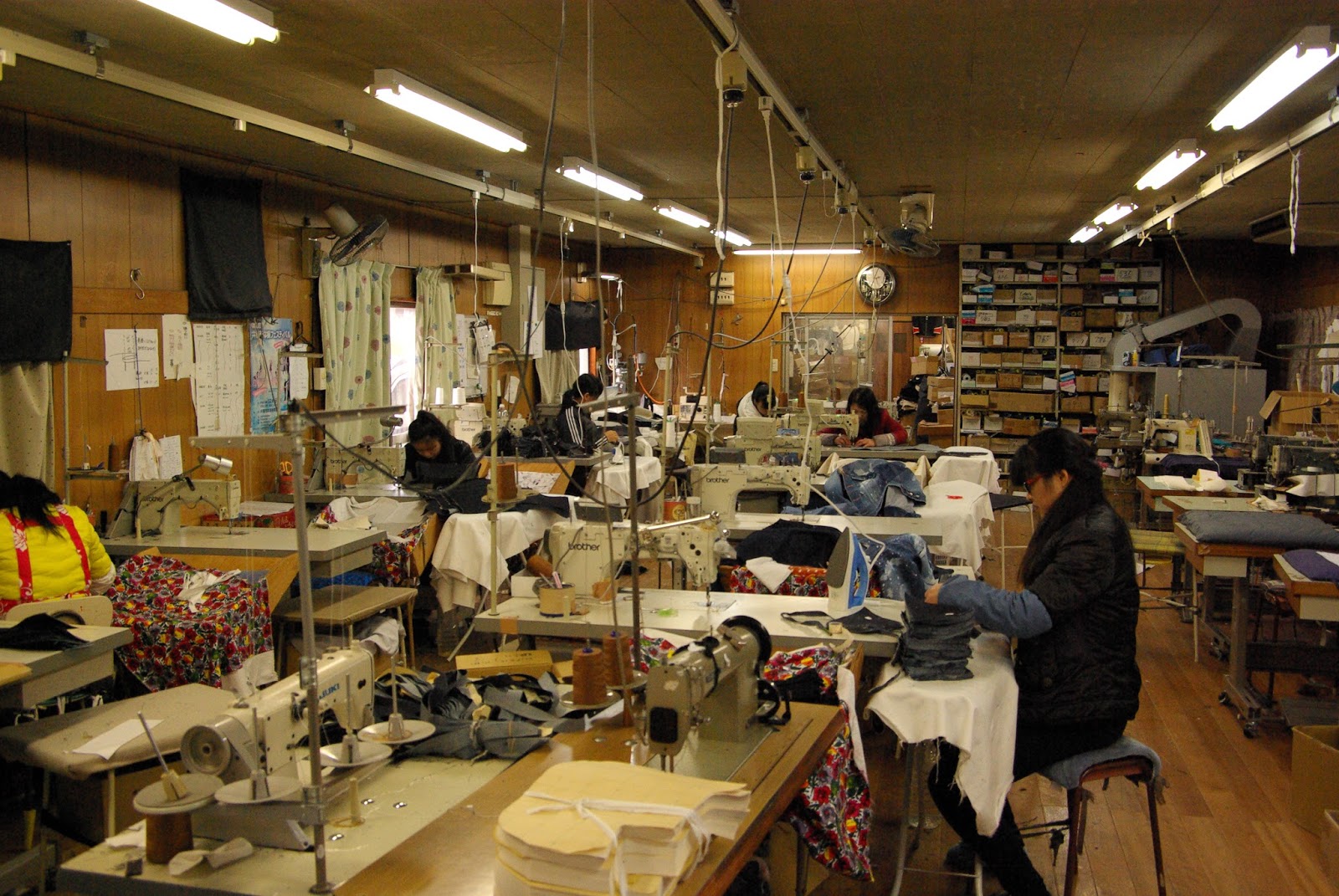 F.O.B FACTORY BLOG: SEWING FACTORY& SEWING MACHINE