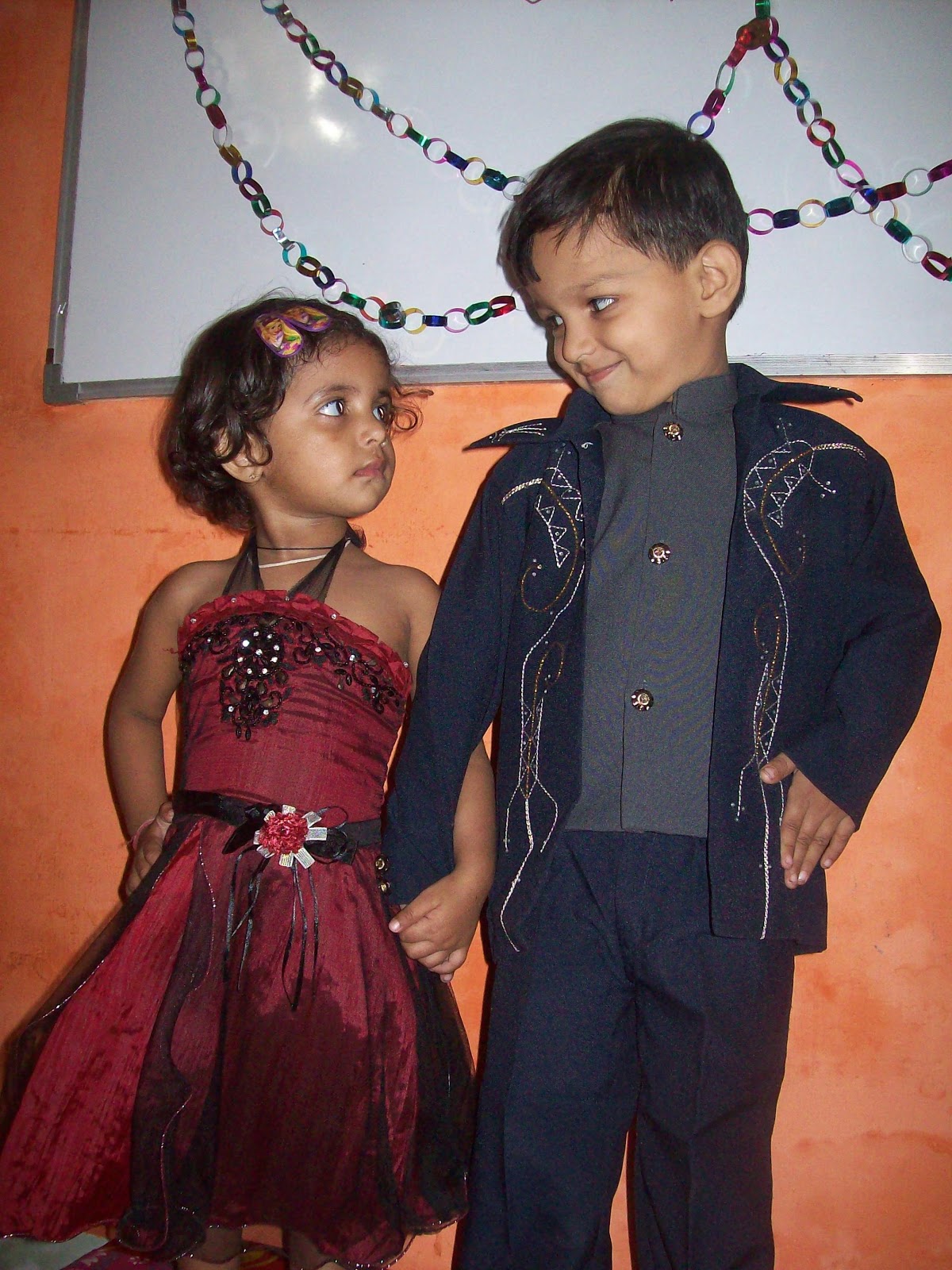 Kids' World: Fancy Dress Competition