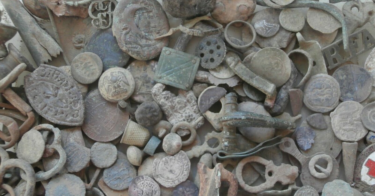 Portable Antiquity Collecting and Heritage Issues UK Metal Detectorist