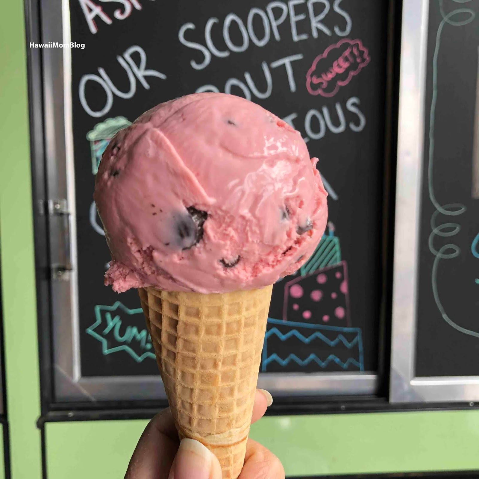 Hawaii Mom Blog Visit Wyoming Big Dipper Ice Cream Shop