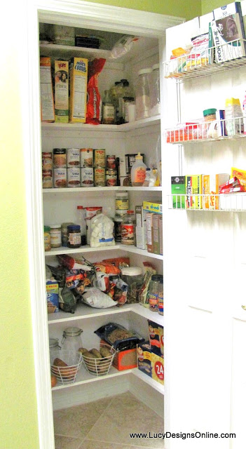 kitchen pantry from wire shelves to wood shelves makeover DIY