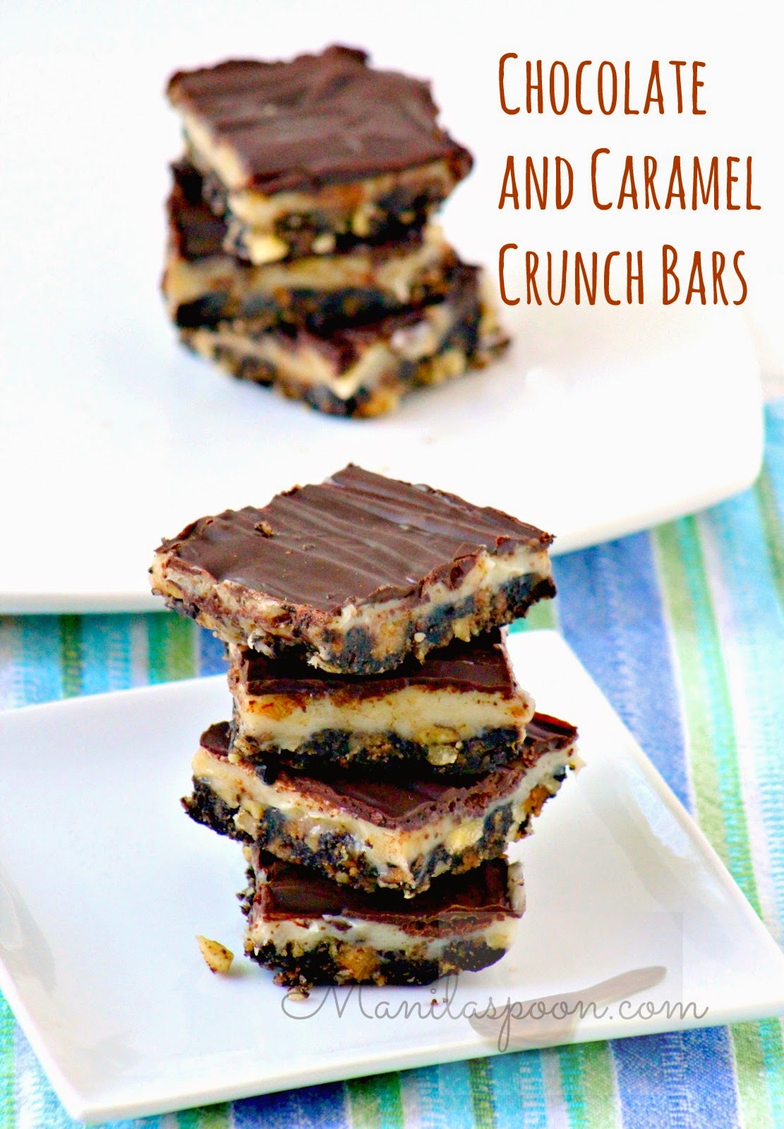 Layers of pecan crumb crust, delicious caramel filling and then melted chocolate on top - how can you resist these No Bake Chocolate and Caramel Crunch Bars? #nobake #chocolate #caramel #bars #desserts #sweets