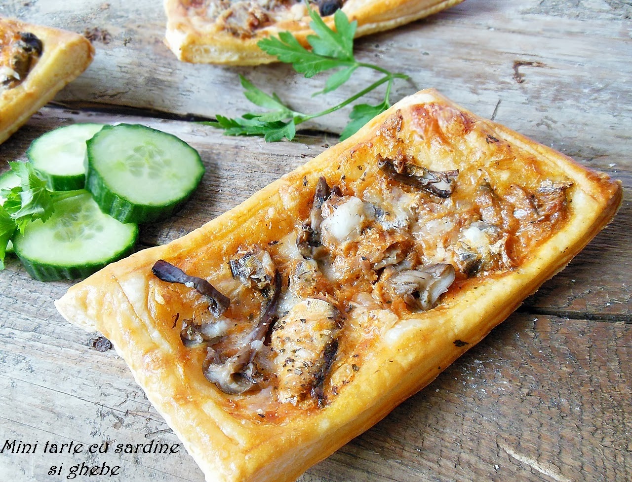 Mini tarte cu sardine si ghebe