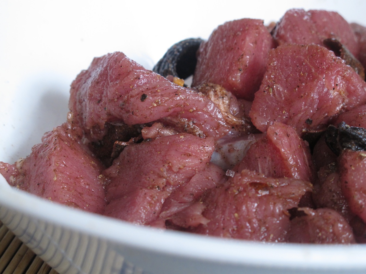 muppys: Tea Country Pork Curry with Pol Rotti and Coconut Sambol - My ...