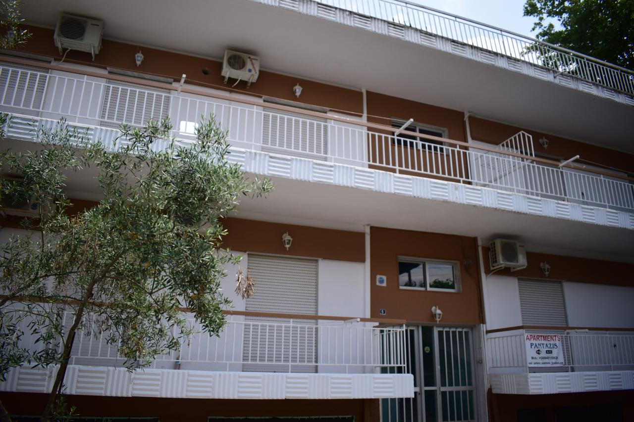 Fully Equiped Kitchen