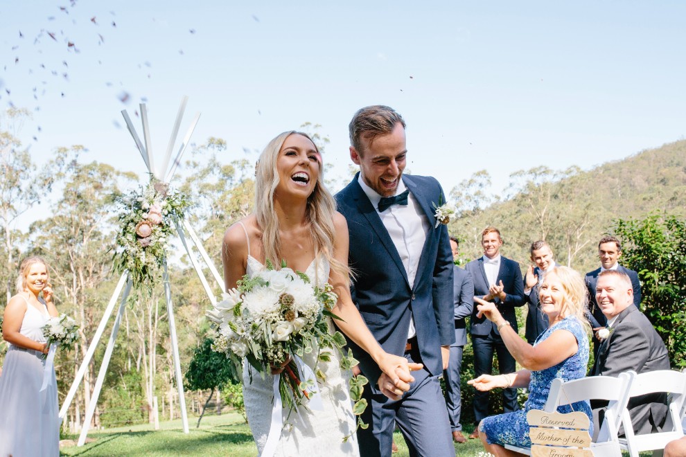 PHOTOGRAPHY WEDDING FLOWERS FLORAL DESIGNER NEWCASTLE