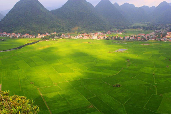 Bac Son valley