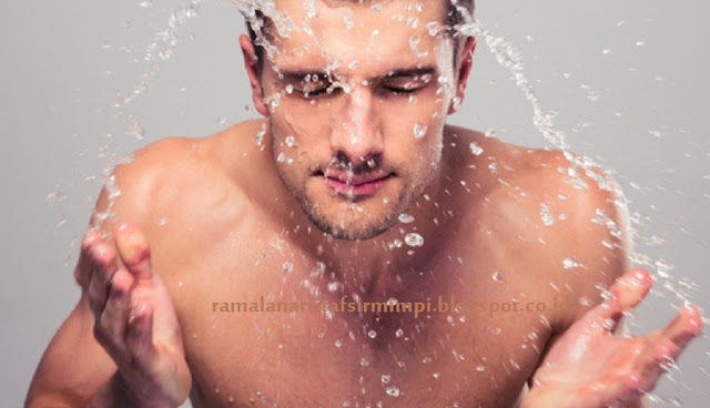 20 Arti Mimpi Mandi Menurut Primbon Jawa Lengkap - ramalan arti tafsir
