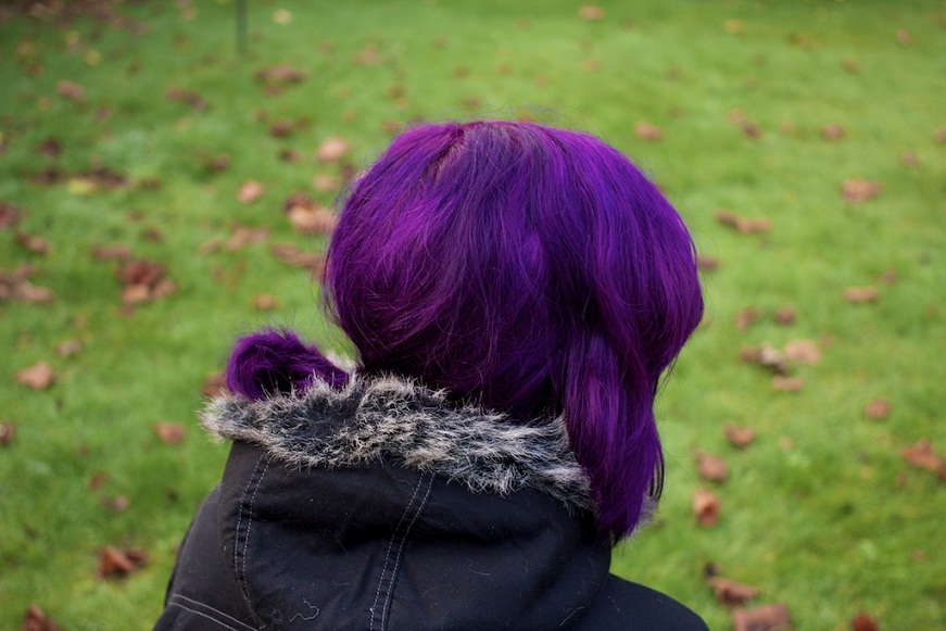 Dyed hair перевод