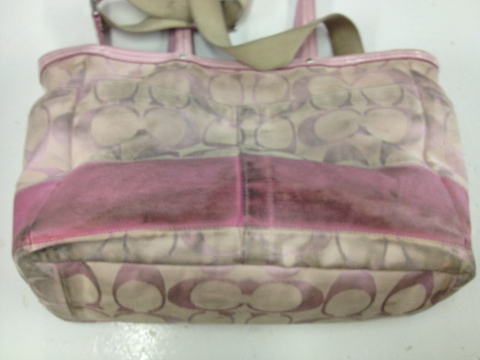 Leather Cleaning, Re-dyeing and Restoration: Coach Purse Cleaned and Restored