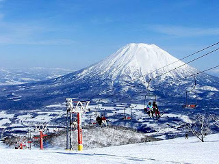 Niseko Ski Resort Hokkaido, Japan (Best Honeymoon Destinations In Asia) 9