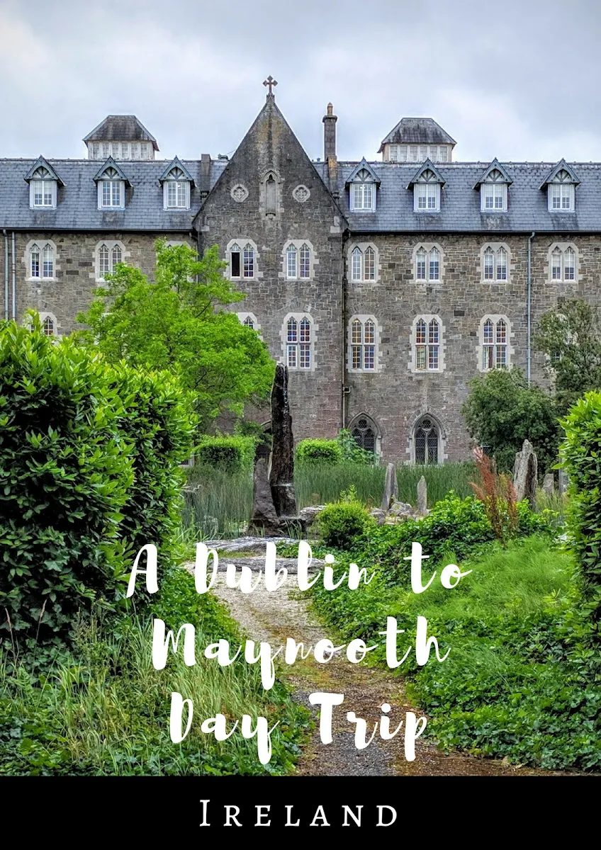 7 of the Best Things to See and Do on a Maynooth Day Trip Sidewalk