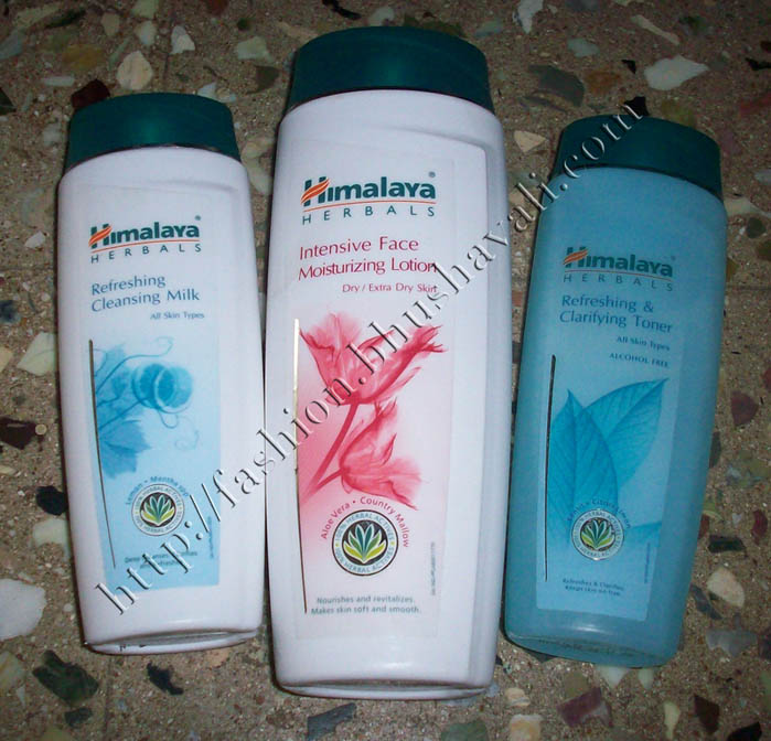 Himalaya Herbals Cleanser Toner Moisturizer A Review Fashion Panache