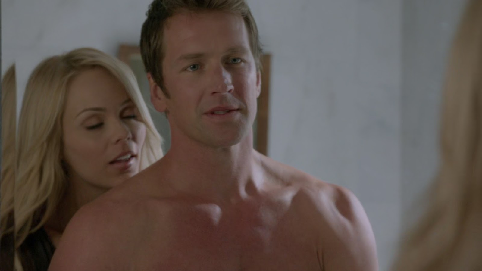 ausCAPS: Paul Greene nude in Bitten 1-01 "Summons"