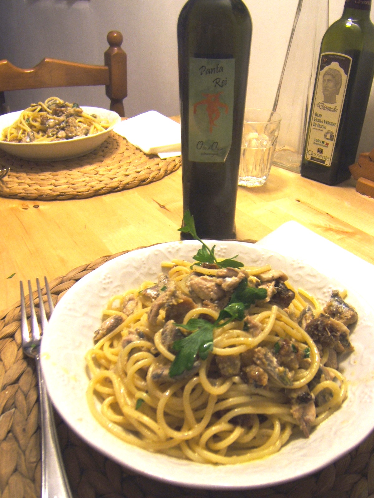 uno storico in cucina Spaghetti sarde e bottarga di muggine