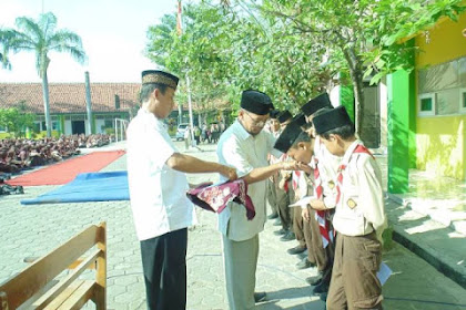 63 Anak Yatim dan atau Piatu MTsN 1 Tegal Mendapat Santunan