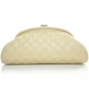  CHANEL Caviar Quilted Clutch 