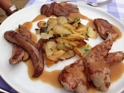 Duck with potatoes Sarladaises Duck plate with potatoes Sarladaises, Sarlat, Dordogne, Perigord
